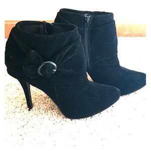 Suede Ankle boots